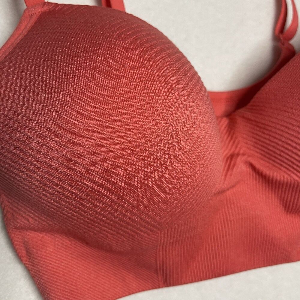 All in motion Size XS Seamless Bra Bundle, Adjustable Straps, 3 Colors - Picture 8 of 9